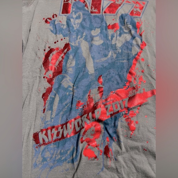 KISS Shirt Womens Small Gray Red Tour Concert Band Rock Ladies 2017 NEW - Picture 5 of 6